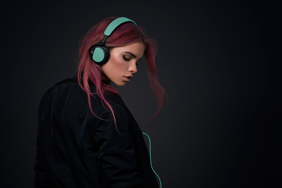 bo-play-h2-headphone-01